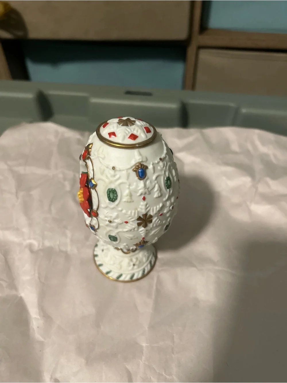 Lenox White Egg Accent with Red Floral Medallions and Gold Trim